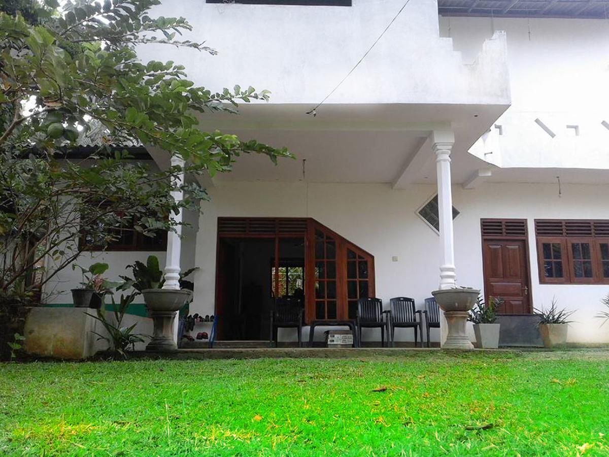 Smart Holiday Inn Galle Exterior photo